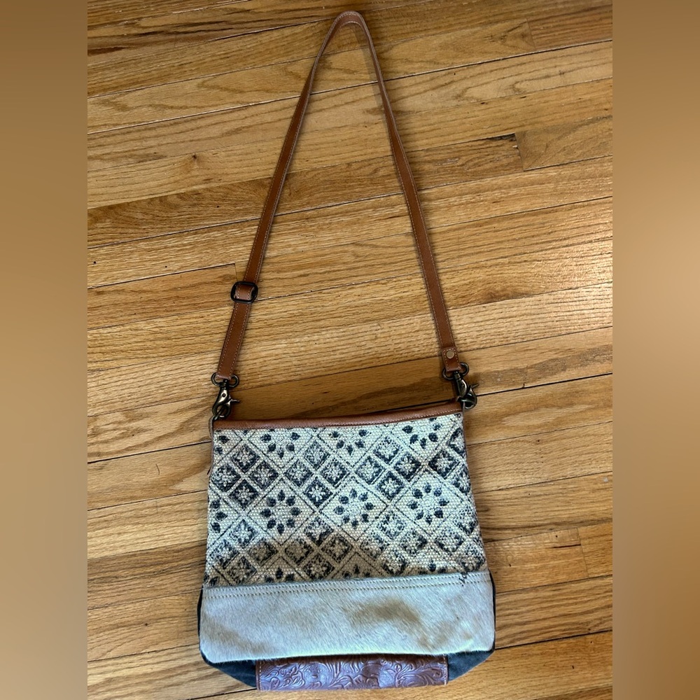 Myra Tessellated Crossbody Bag EUC